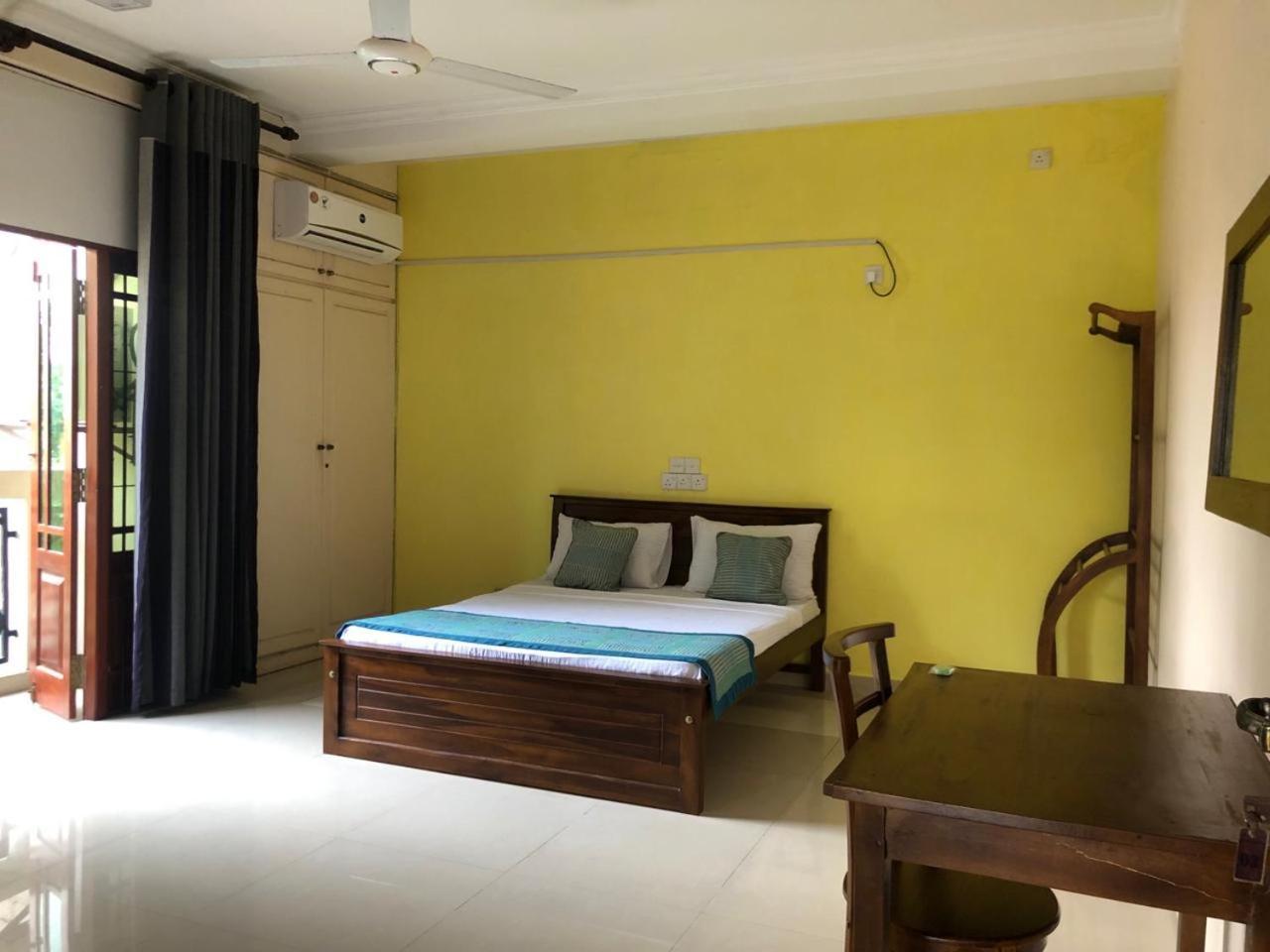 Amani Lake Resort Panadura Buitenkant foto